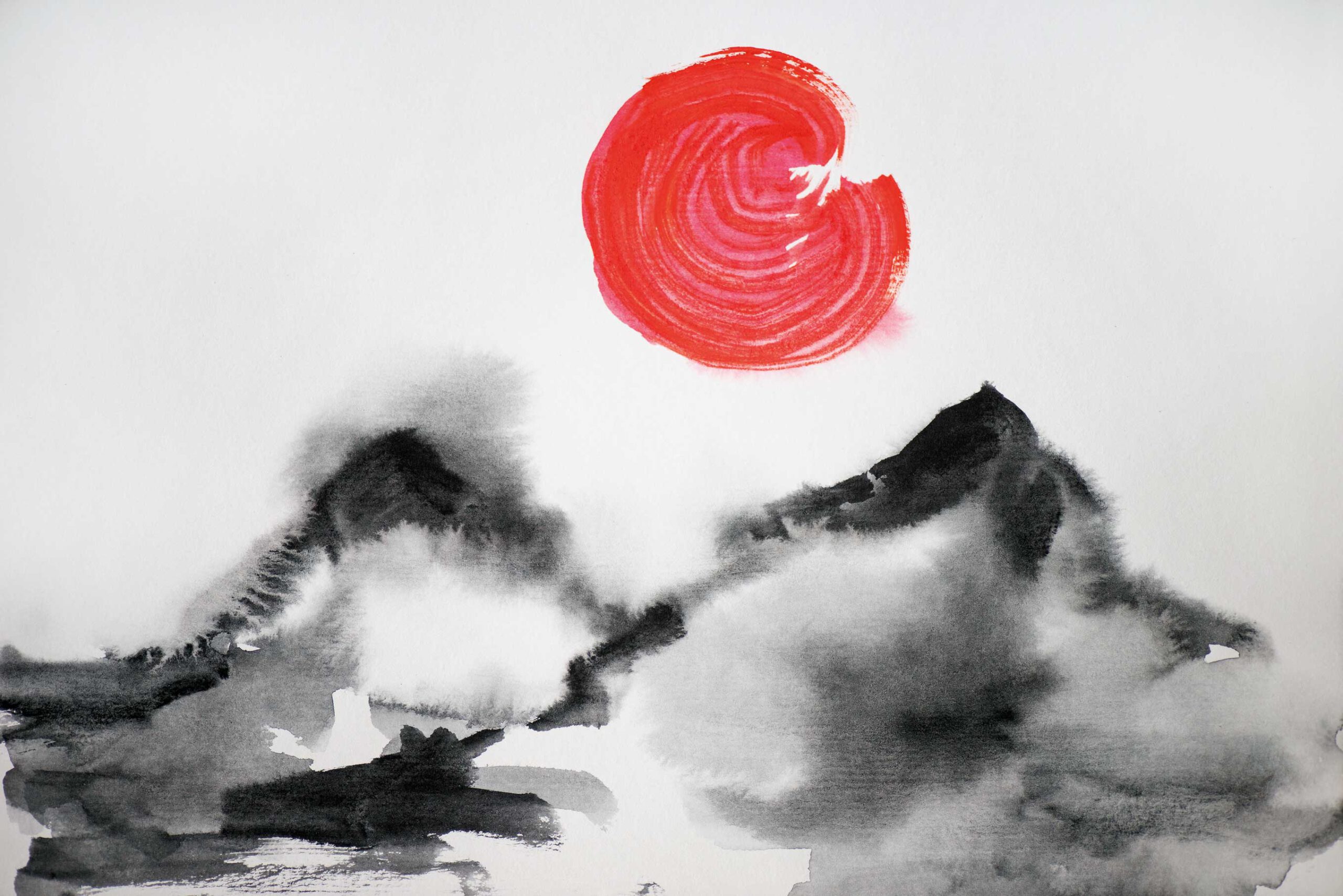 Japanisches Gemälde. Zwei Berge in grau und schwarz. Die Sonne in rot.